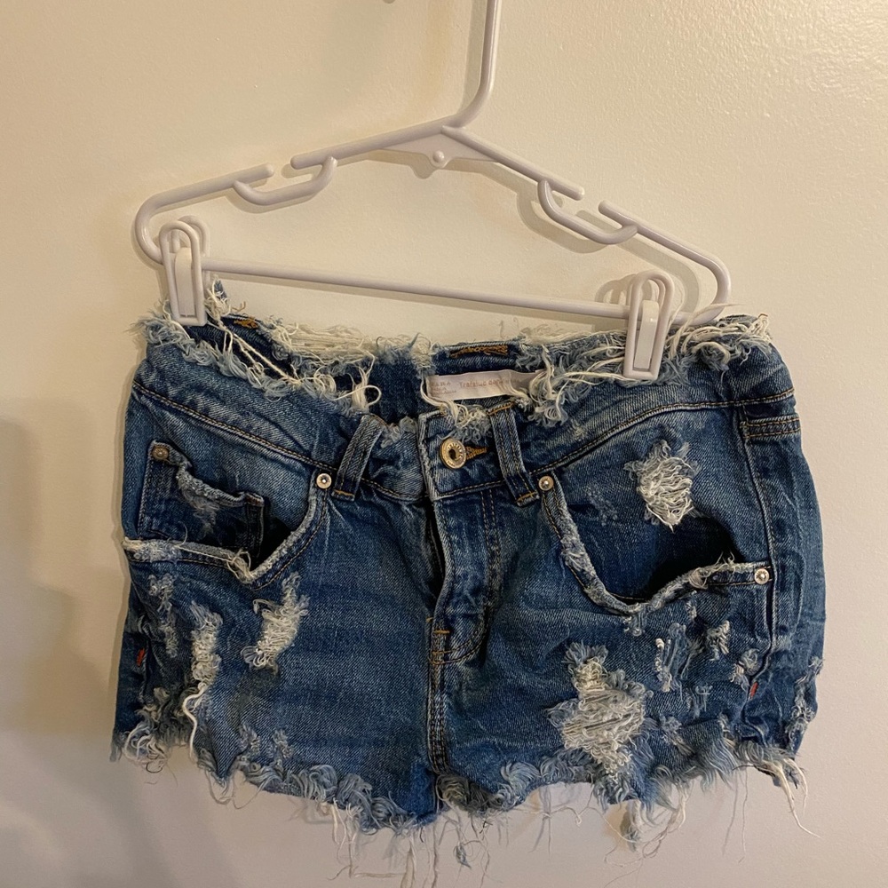 Zara women’s shorts size 2